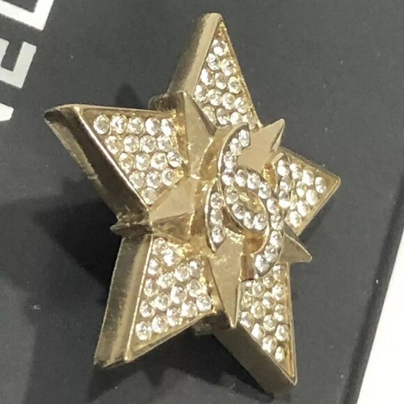 CHANEL CC Logo Double Star Rhinestone Brooch Gold Tone Pin A17C Auth w/Box D-j11 - Picture 9 of 16